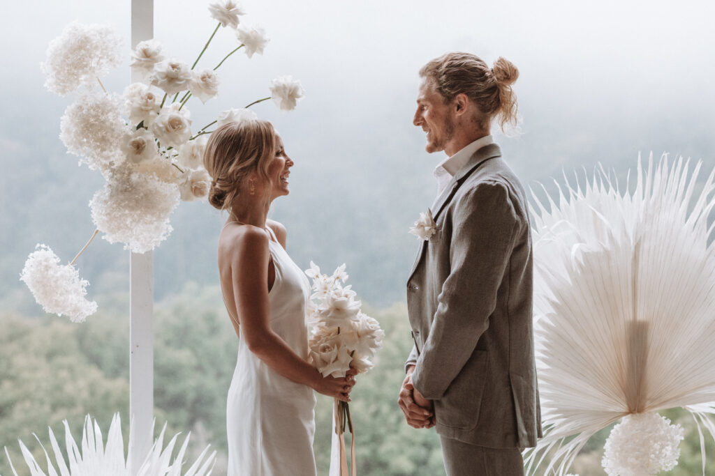 8 wedding websites you should visit